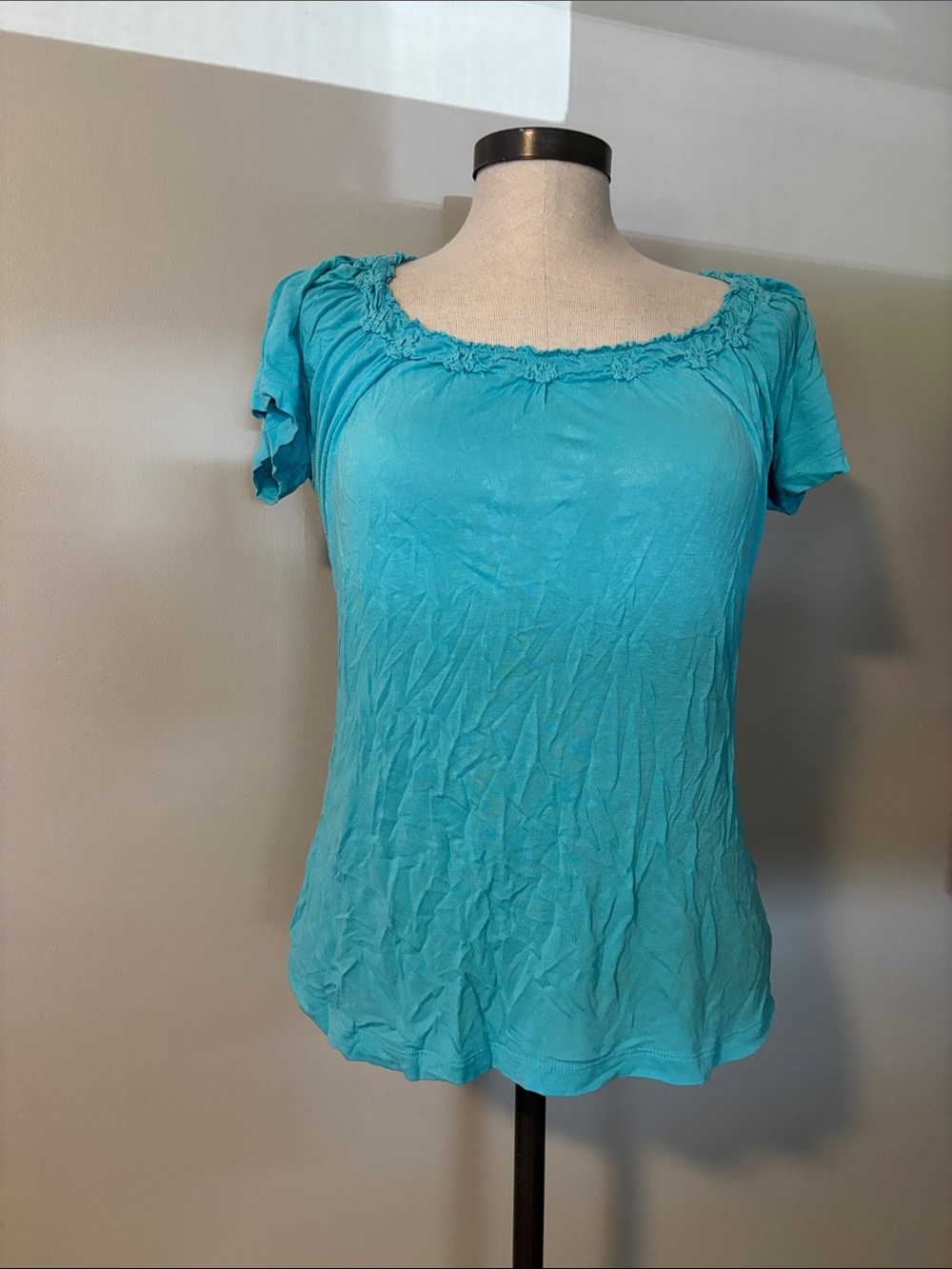 Kenneth Cole Reaction Turquoise Short Sleeve Ruched Scoop Neck Top